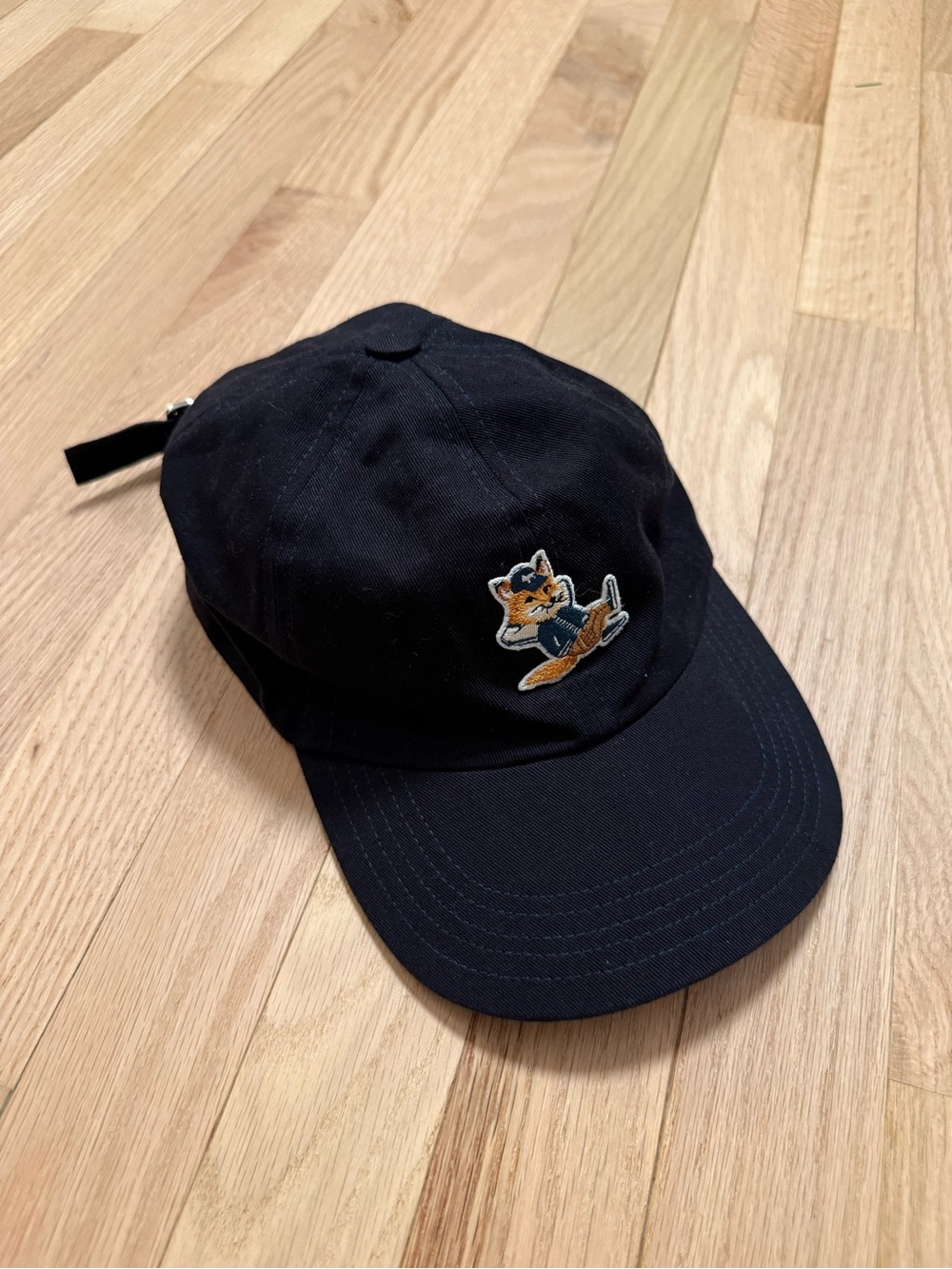 MAISON KITSUNE Black Fox Patch Baseball Cap